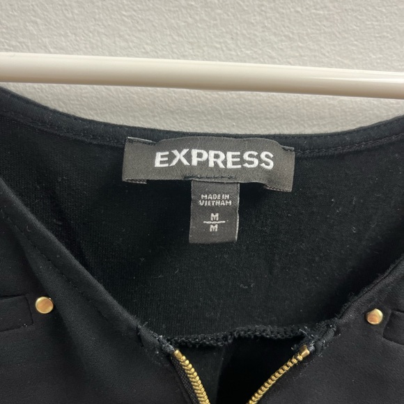 Express Sheer Tank - Picture 2 of 3